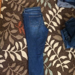 Universal Thread Jeans!